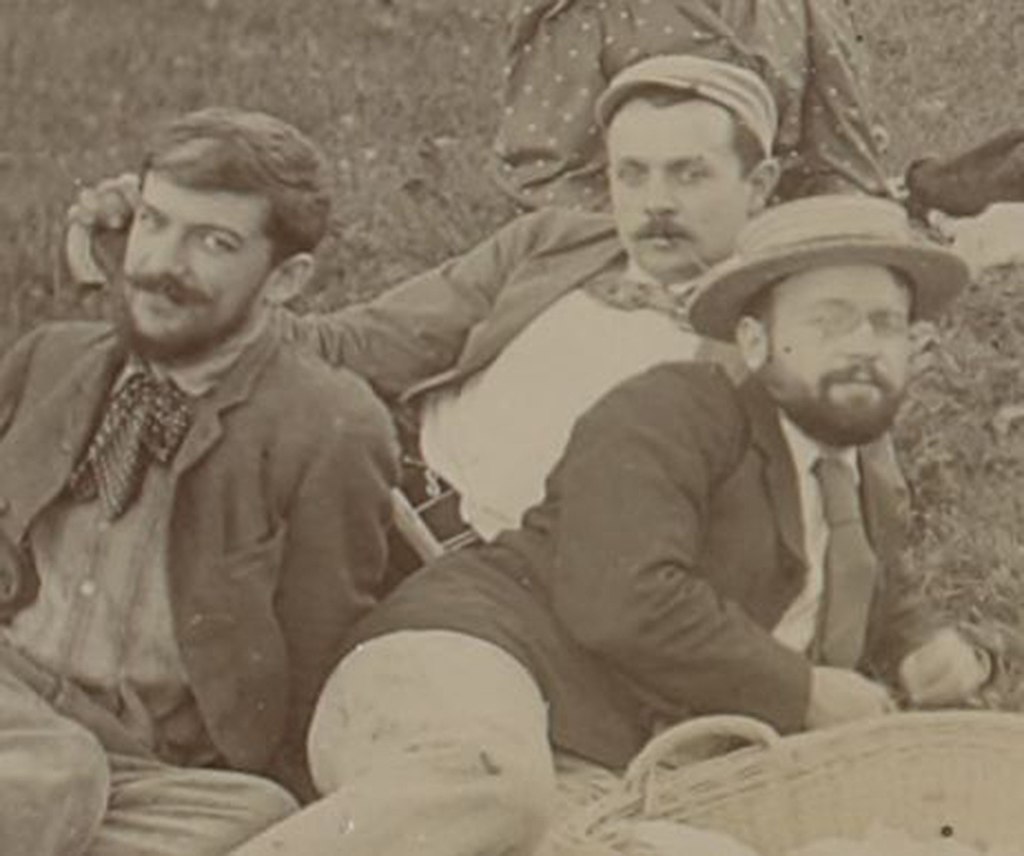 Maxime Dethomas (au centre), à Léry, milieu des années 1890, cliché d'Augustine Bulteau.