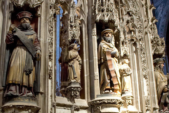 La statuaire de Sainte-Cécile d’Albi forme un ensemble considérable, peut-être le plus important de la sculpture française de la fin du Moyen Âge.