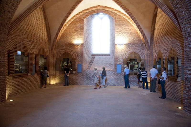 La salle du trésor est à visiter au sein de la cathédrale Sainte-Cécile.