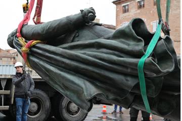 Statue Lapérouse, remontage