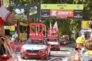 Arrivée du Tour de France Femmes avec Zwift le 27 juillet 